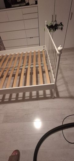 Ikea Leirvik bed