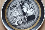 Porcelain plate by Hollohaza