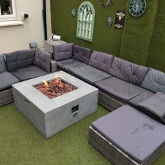 9 seater Grey Rattan Set & Gas Fire Pit