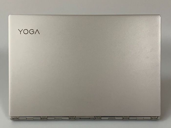 Lenovo Yoga 920 - 13.9" 4K UHD Touchscreen Business Laptop / Tablet - 8Gen i7-8550U - 16GB RAM - 1TB SSD