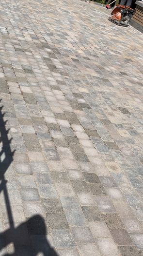 paving