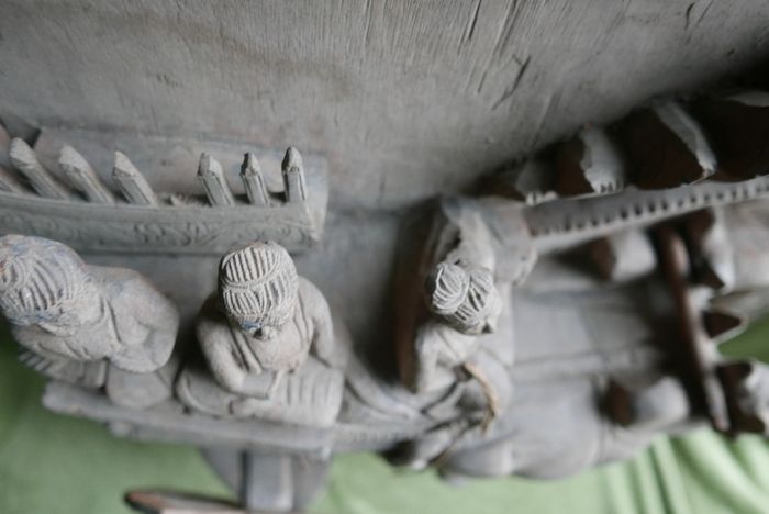 Ancient Chinese Bas-relief in Oak - Chinese Hand Carved Oak ,Antique Wall Art. (big thick and heavy) 22,8" x 21,5" thickness 8"