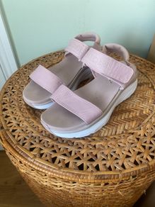 skechers sandals