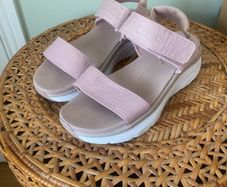 skechers sandals