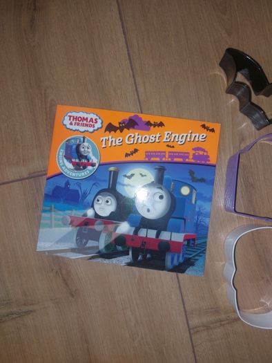 Only 2 Euro Each Picture!! - Halloween Items