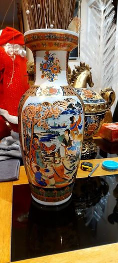 Pair of vintage  Chinese  Vases
