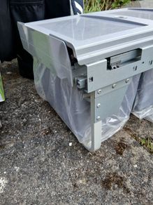 Integrated Under Counter Kitchen Bin