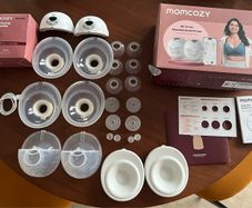 Momcozy M5 Smart APP-Controlled Wearable Breast Pump (Double Set)