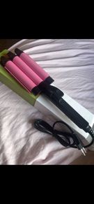Hair wand. Beach waver