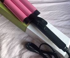 Hair wand. Beach waver