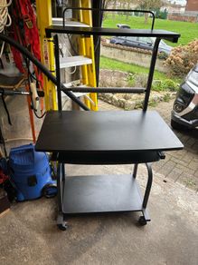 Home office desk on wheels