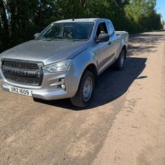 2022 Isuzu max utility