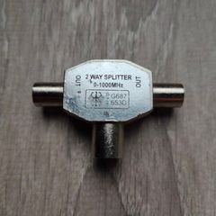 2 way TV signal splitter