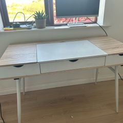 desk