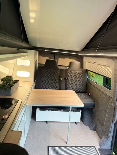 Vw Transporter Lwb Highline T6.1 Automatic