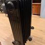 Deville 1500W 7-Fin Oil-Filled Radiator, Black Image 3