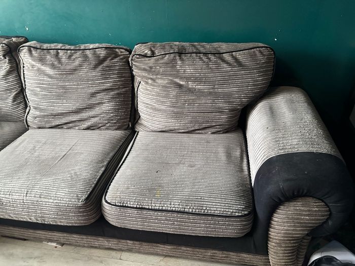 comfy sofa free