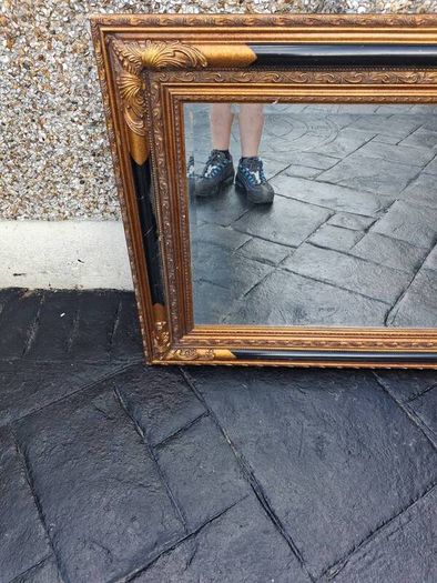 mirror