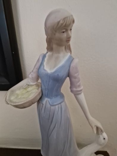 porcelain figure