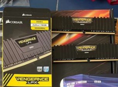 Corsair Vengeance LPX 16GB