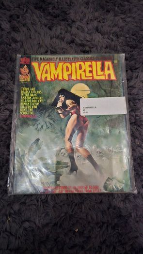 Vampirella Original Vintage Magazines Comics