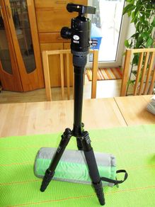 Lightweight tripod