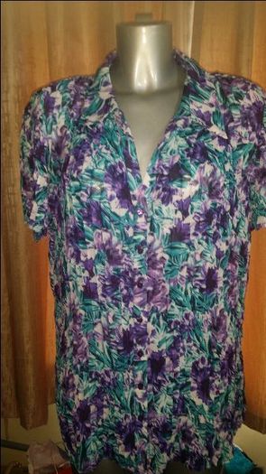 Bm Collection floral blouse size UK22 EU50 Postage included