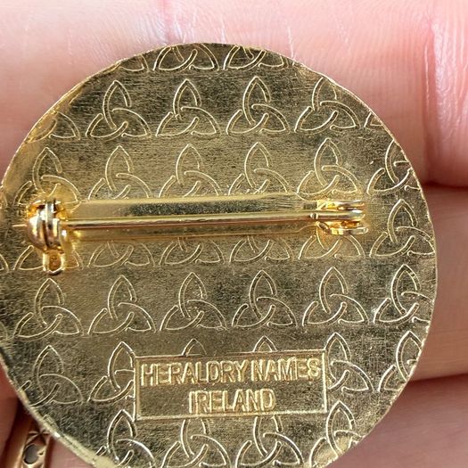 Claddagh vintage brooch