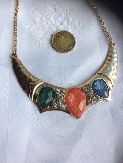 Costume necklace