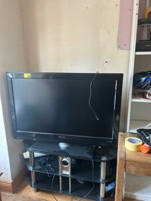 Philips 47" flat screen tv