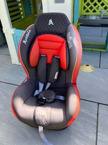 Cuddle Co car seat