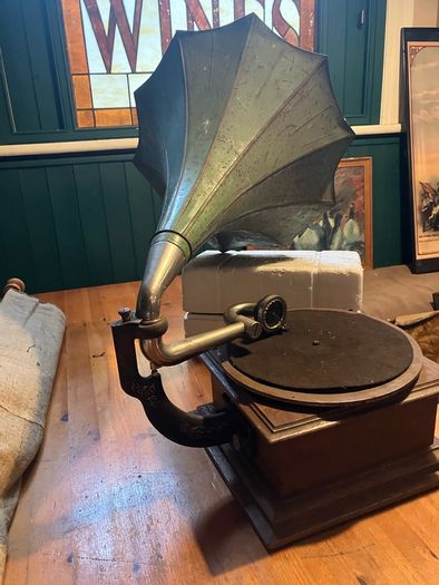 gramophone