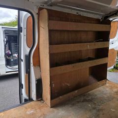 Free shelving for vivaro