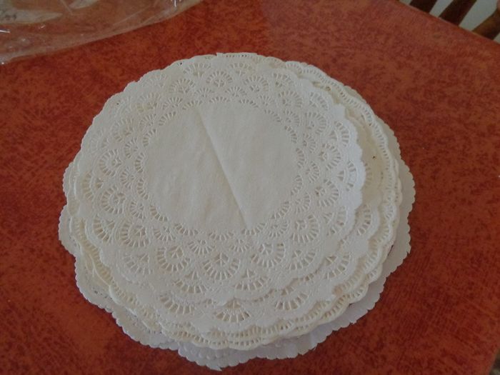 Selection of Paper Doiles for Sale