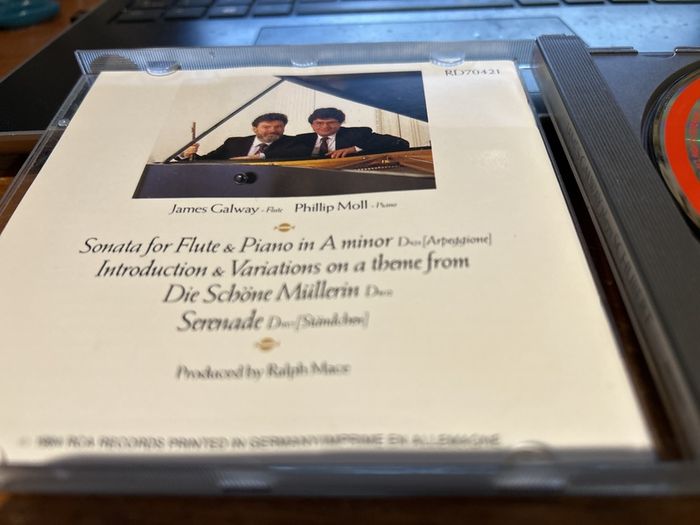 James Galway - Plays Schubert