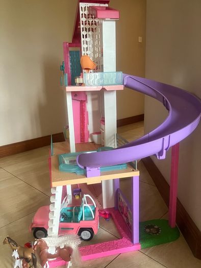 Barbie Dream House
