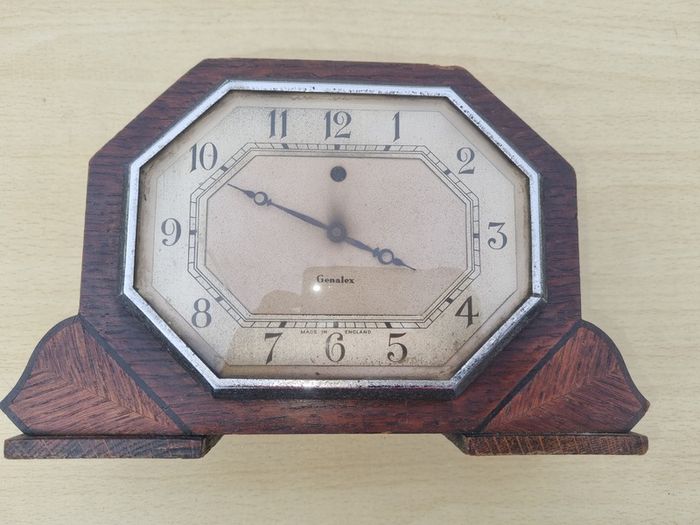 Genalex - British Art Deco Mantel Clock