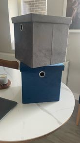 2 storage box's & velvet lampshade