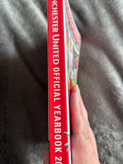 Manchester United Official Yearbook 2002