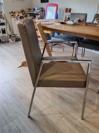 Set of 6 chairs