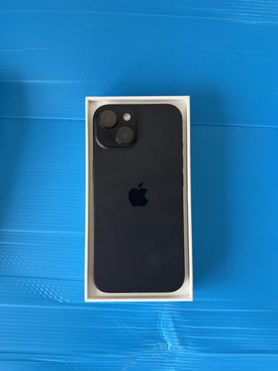 iPhone 15 128GB Black Unlocked - 90% Battery Health - Box + Receipt