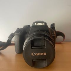 Canon Eos 1200d Dslr