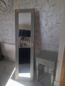 Side table  and mirror
