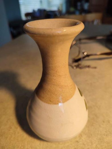Rare find  Vintage 1990s Handmade Rob O Neill Bunratty Ireland Pottery Bud Vase
