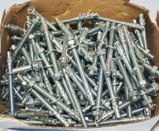 Steel wedge anchors M8 x 100 (140 Piece box)