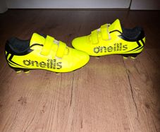 O'Neills Kids Football Boots, size 1UK, like NEW