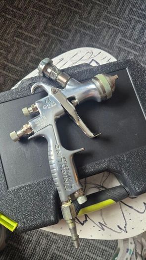 Devilbiss Flg5 spray gun