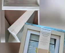 Pictures frame