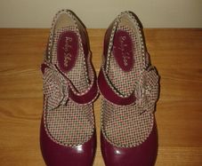 Ruby Shoos Sz 7 Minelli Wine Mary Janes