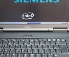 laptop fujitsu@siemens